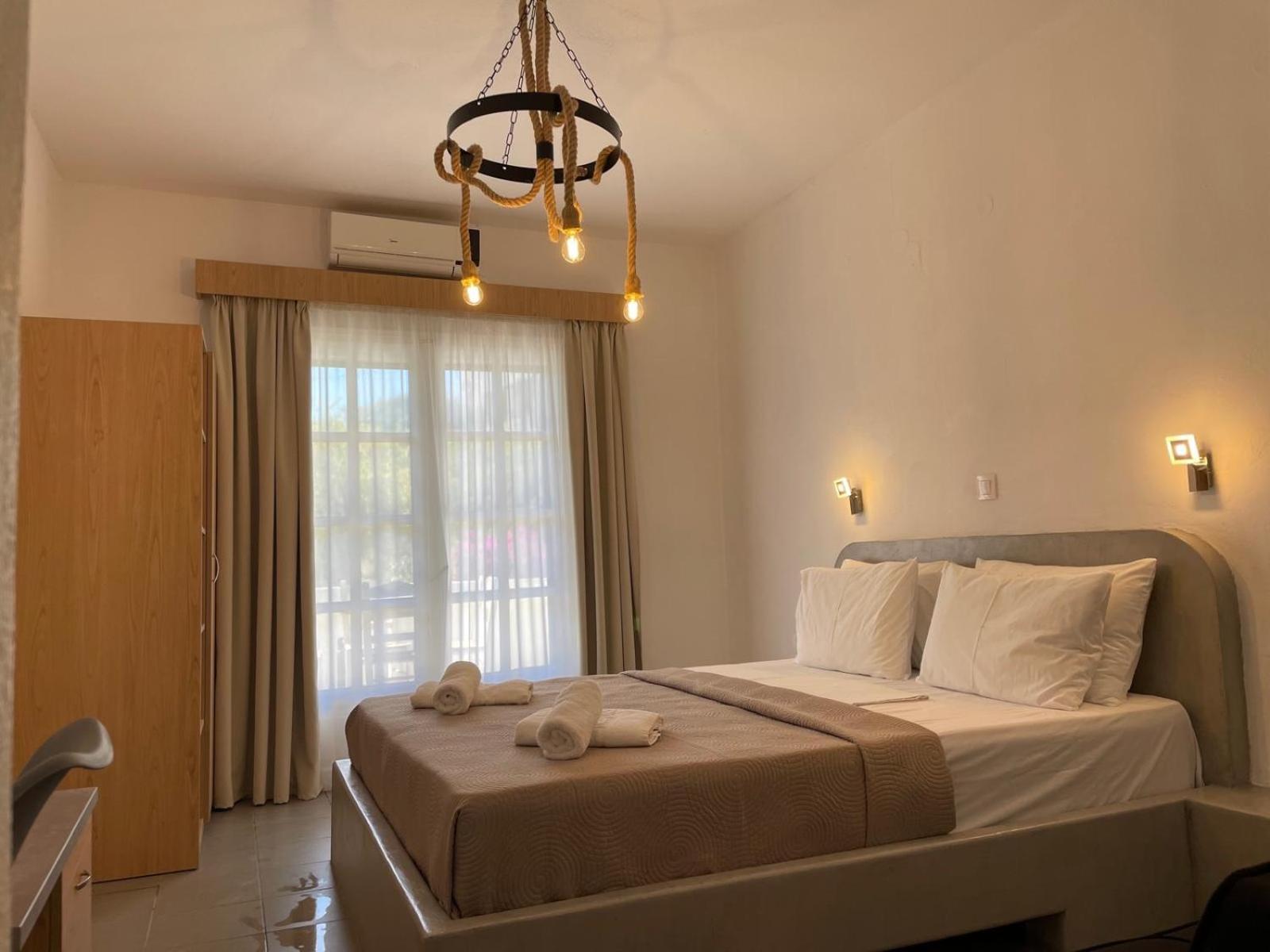 Astri Hotel Neos Marmaras Exteriör bild